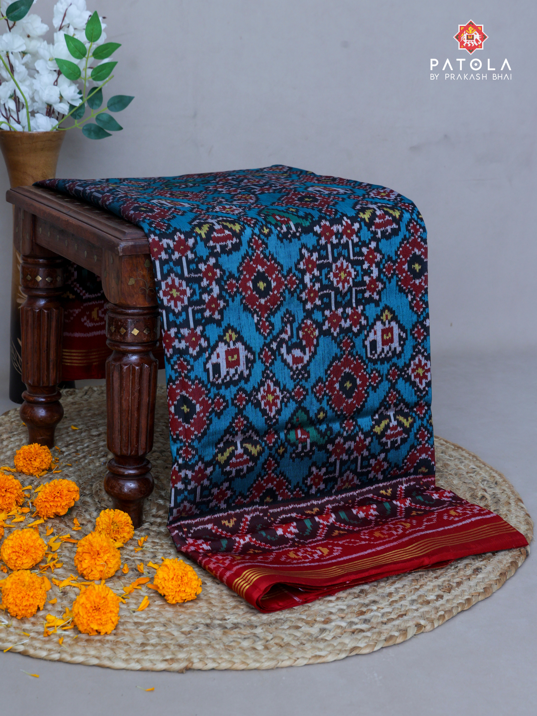 C-Green Hathi Popot With Navratna Design Semi Double Ikat Patola Saree
